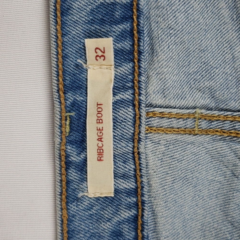 Levis Ribcage High Rise Bootcut Light Wash Button Fly sz 32 - Picture 4 of 13